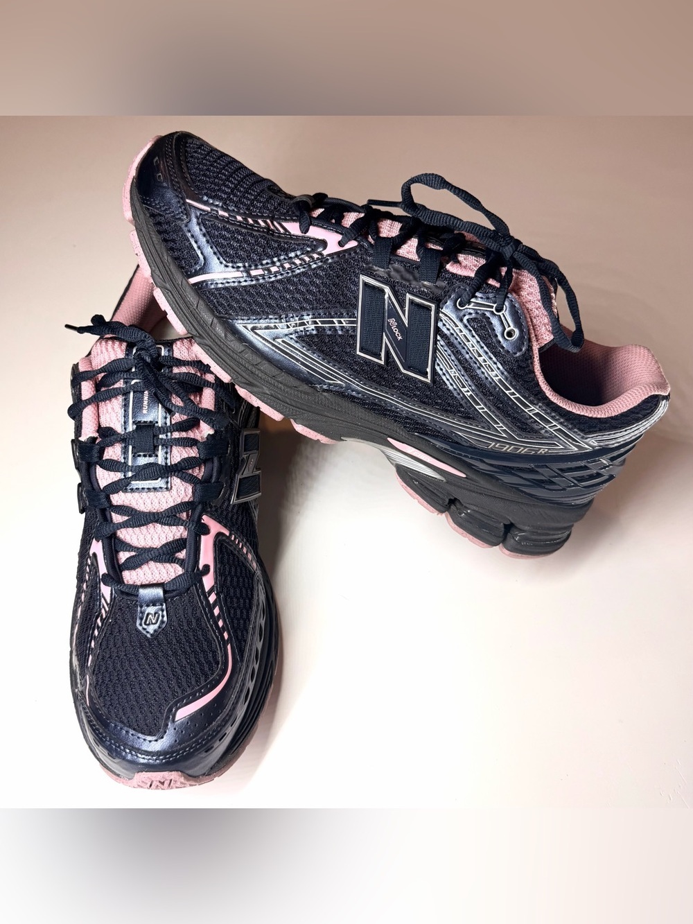 New Balance Men’s 1906R Casual Sneakers Size- 13